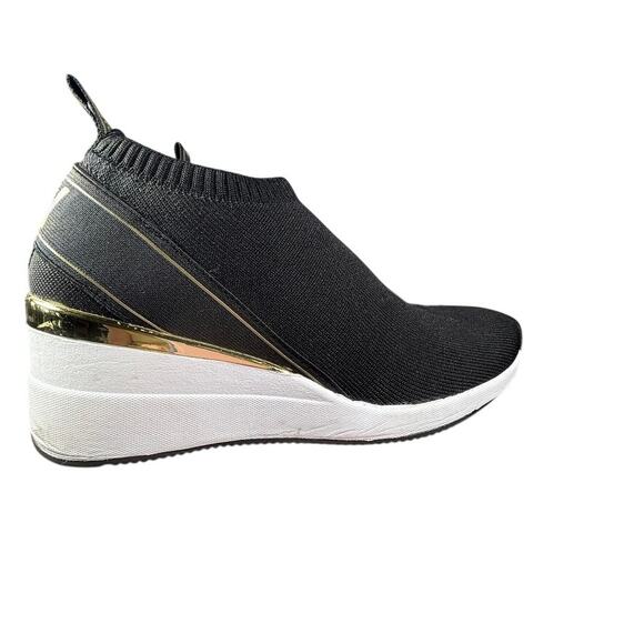 DKNY Women's Black Gold Knit Slip-On Wedge Platform Sneakers Size 7.5 - Picture 6 of 10